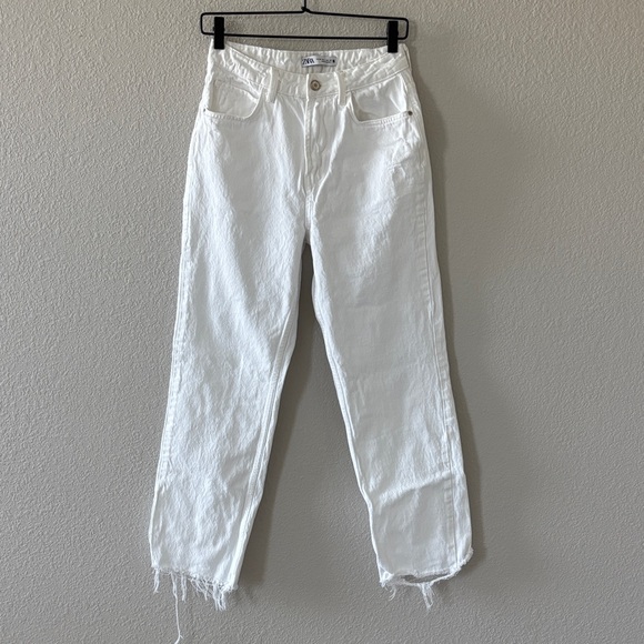 ZARA White High Rise Straight Jeans size 4 - Picture 1 of 6